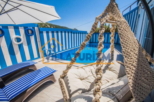 Villa Pandora 2