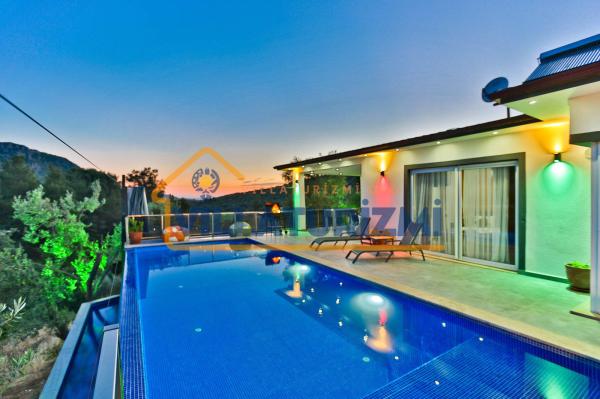 Villa Begonvil Üzümlü