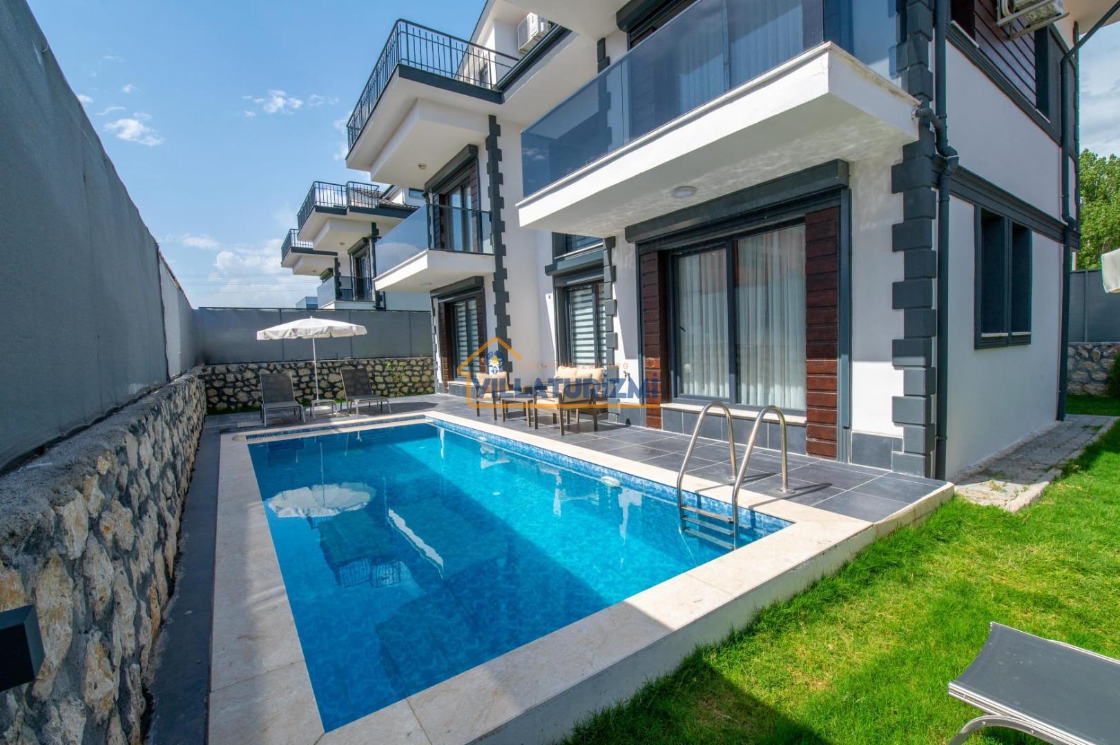 Villa Derinhera 2